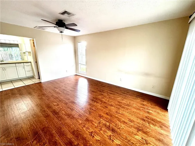 5660 Foxlake Dr, North Fort Myers, Florida 33917