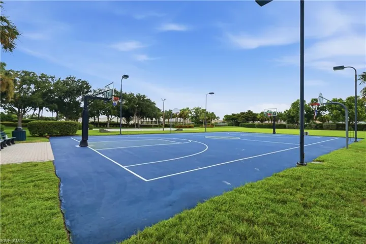 2447 Woodbourne Pl, Cape Coral, Florida 33991