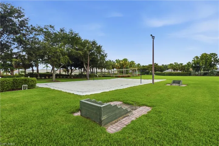 2447 Woodbourne Pl, Cape Coral, Florida 33991