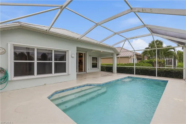 2447 Woodbourne Pl, Cape Coral, Florida 33991