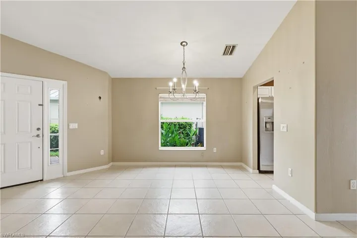 2447 Woodbourne Pl, Cape Coral, Florida 33991