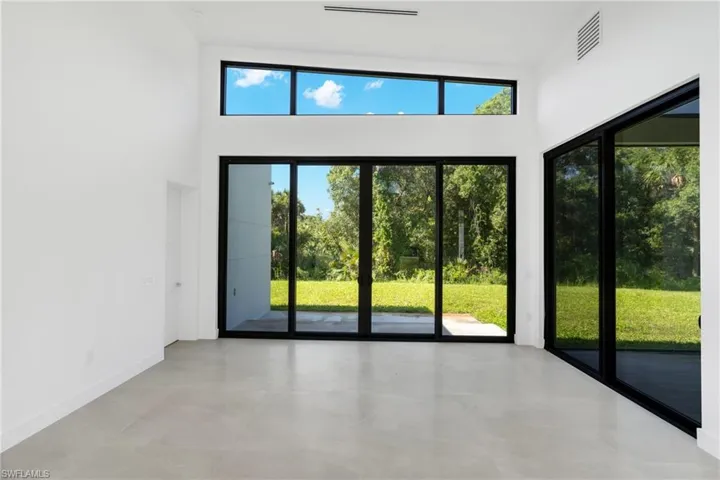 4070 24th Ave Se, Naples, Florida 34117