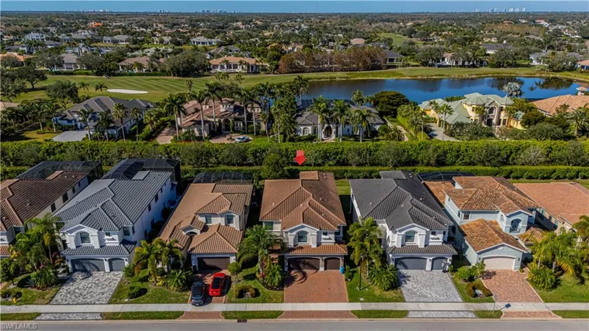 4538  Kensington  CIR, Naples, FL 34119