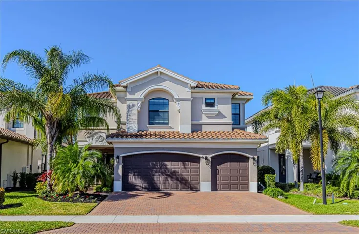 4538  Kensington  CIR, Naples, FL 34119