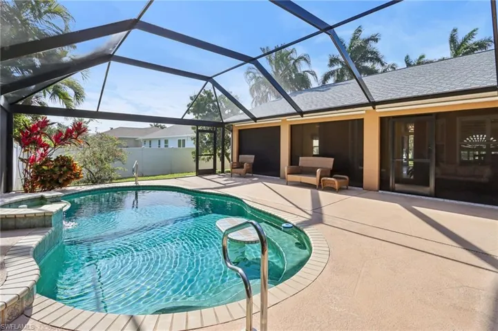 2701 Sw 37th Ter, Cape Coral, Florida 33914