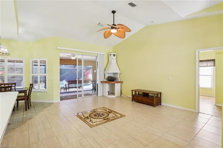 2701 Sw 37th Ter, Cape Coral, Florida 33914