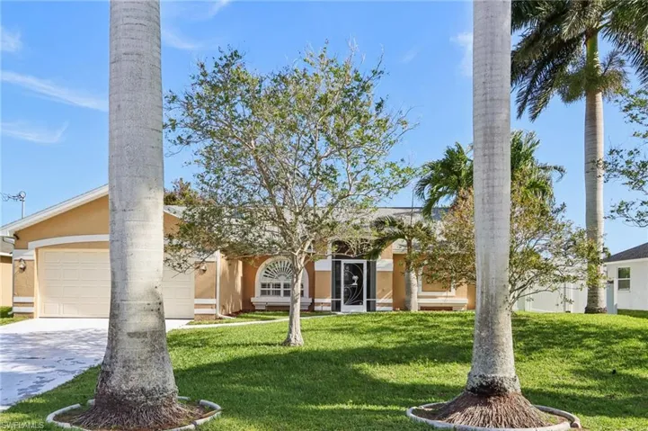 2701 Sw 37th Ter, Cape Coral, Florida 33914