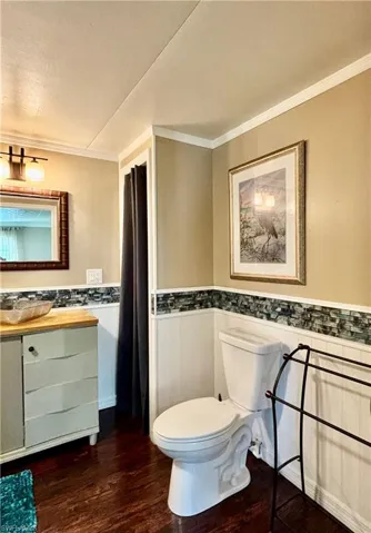 519  Pine Tree  CT, North Fort Myers, FL 33917