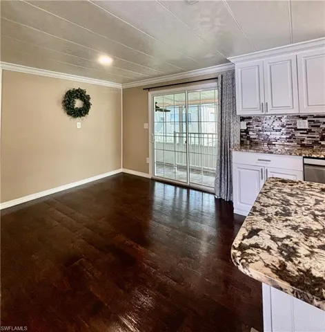 519  Pine Tree  CT, North Fort Myers, FL 33917