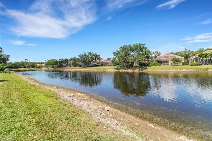 5365  Guadeloupe  WAY, Naples, FL 34119