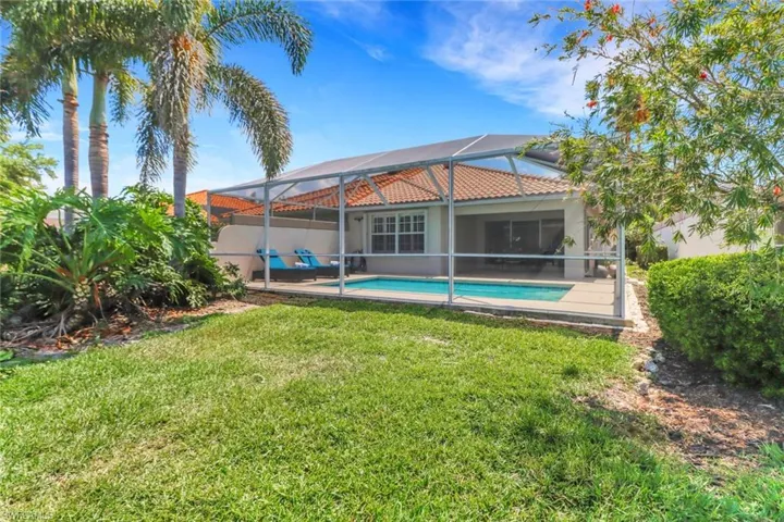 5365  Guadeloupe  WAY, Naples, FL 34119