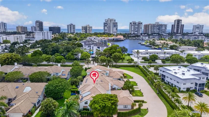 4030  Crayton  RD, Naples, FL 34103