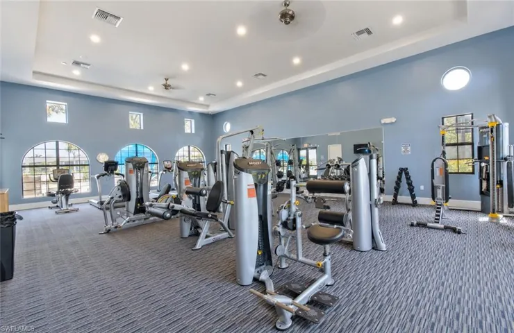 15098 Palmer Lake Cir 204, Naples, Florida 34109