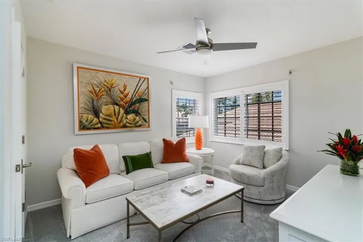 8828  Ventura  WAY, Naples, FL 34109