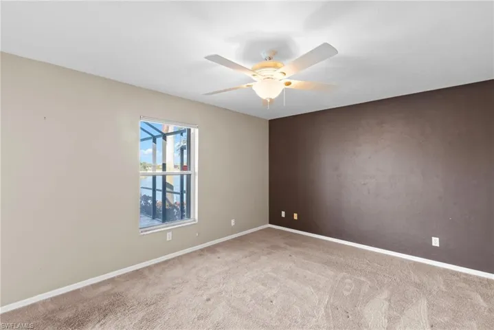 515  Gleason  PKWY, Cape Coral, FL 33914