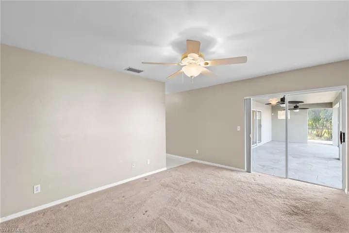 515  Gleason  PKWY, Cape Coral, FL 33914