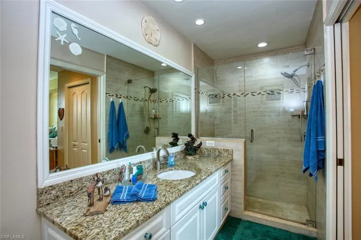 10275 Bismark Palm Way 1115, Fort Myers, Florida 33966
