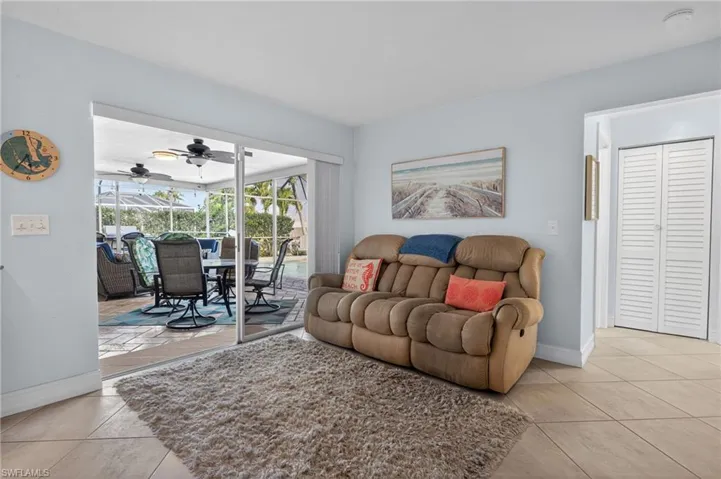 1305 Se 14th St, Cape Coral, Florida 33990