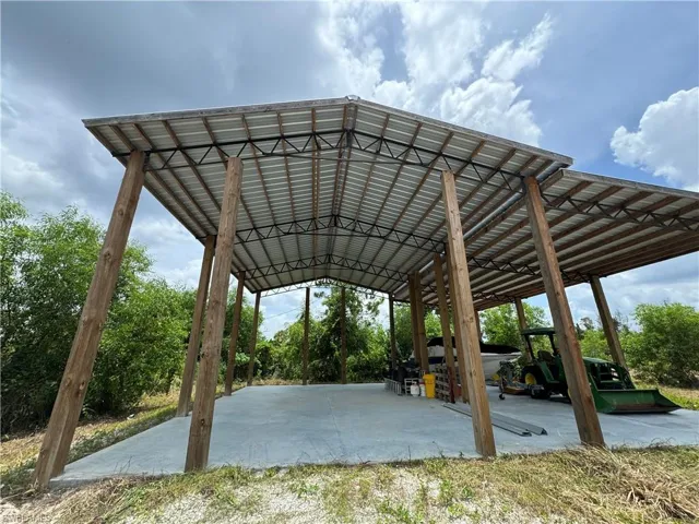 Pole Barn 4" slab