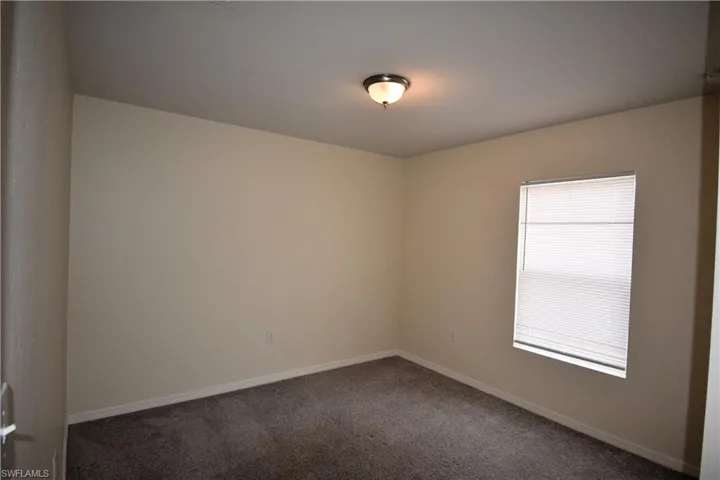 8 Nw 8th Ter, Cape Coral, Florida 33993
