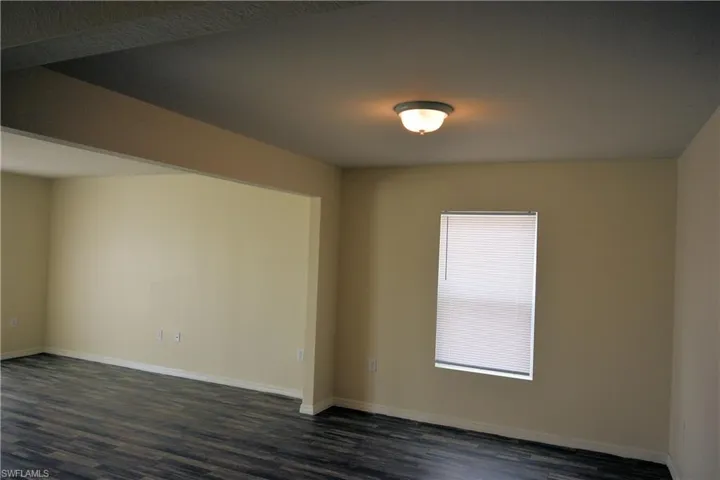 8 Nw 8th Ter, Cape Coral, Florida 33993