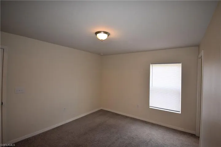 8 Nw 8th Ter, Cape Coral, Florida 33993