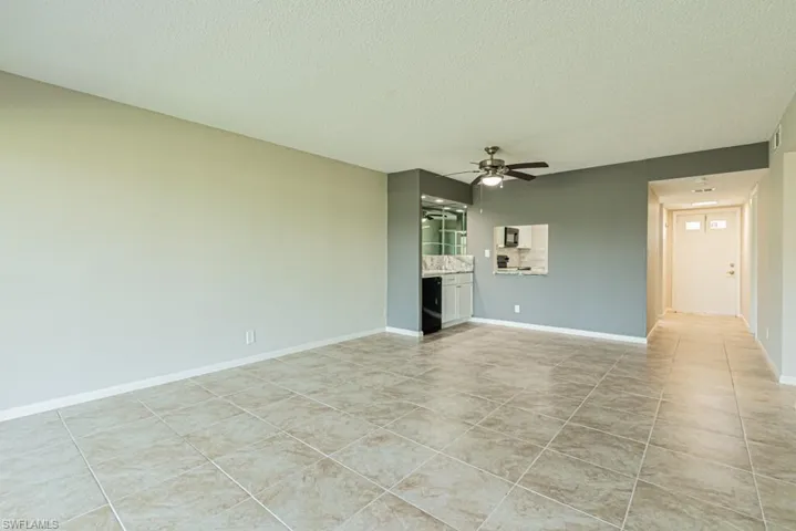 149 Palm Dr 17, Naples, Florida 34112