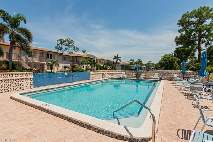 149 Palm Dr 17, Naples, Florida 34112
