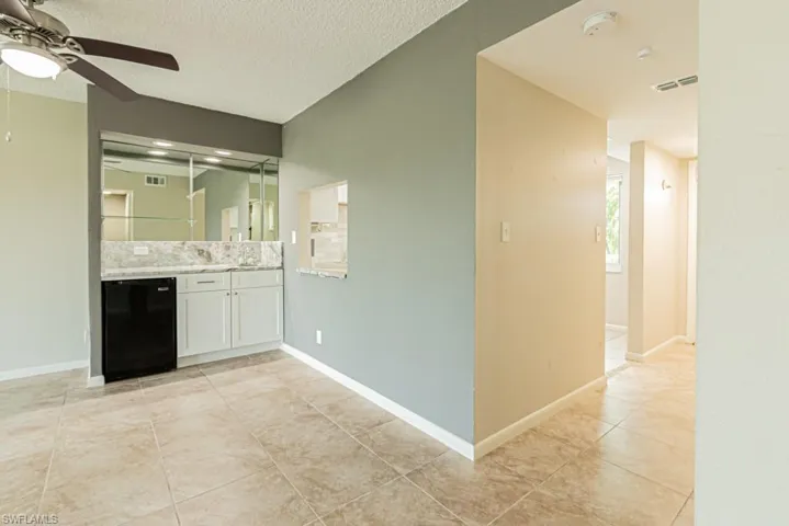 149 Palm Dr 17, Naples, Florida 34112