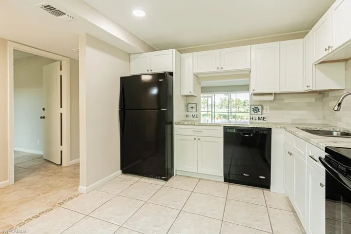 149 Palm Dr 17, Naples, Florida 34112