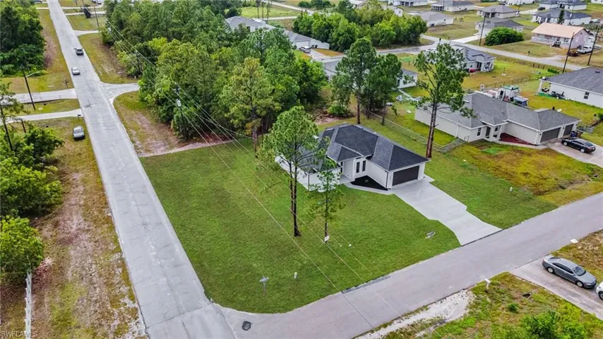 1901  Cedar N AVE, Lehigh Acres, FL 33971