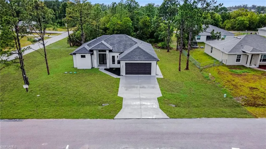 1901  Cedar N AVE, Lehigh Acres, FL 33971