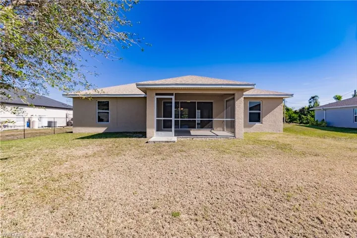 4124 Ne 22nd Pl, Cape Coral Fl 33909