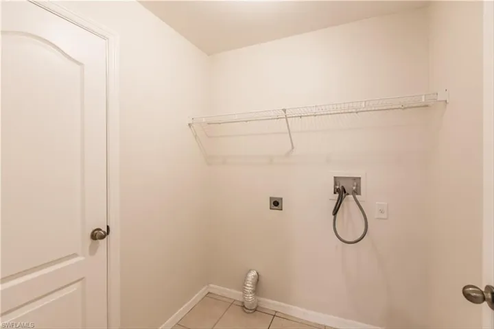 4124 Ne 22nd Pl, Cape Coral Fl 33909