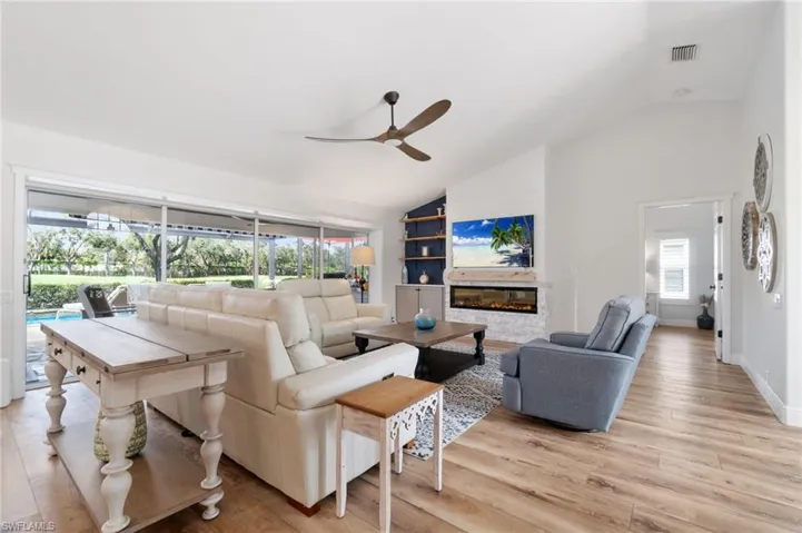 View the pool and the golf course all at once