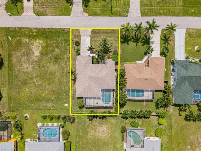 4513 SW 22nd  PL, Cape Coral, FL 33914