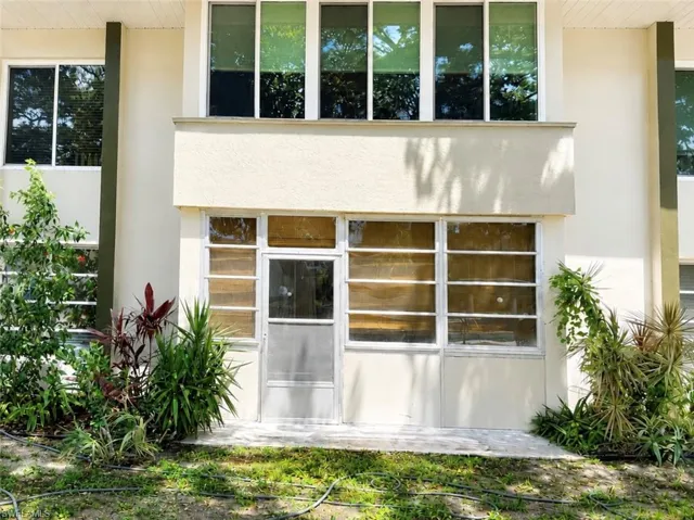 2437  Harbor  BLVD, Port Charlotte, FL 33952