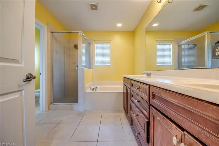 17026 Tremont St, Fort Myers, Florida 33908