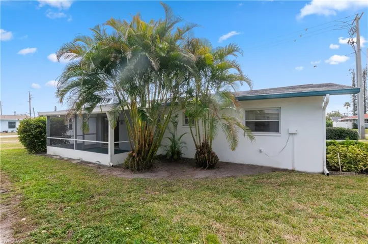 1625  Oakley  AVE, Fort Myers, FL 33901