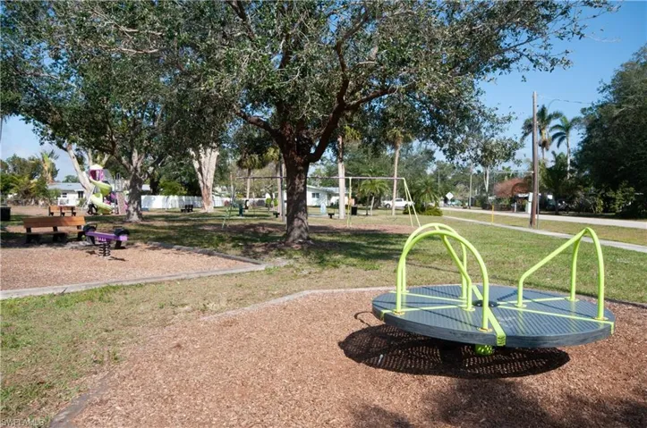 Jefferson Park Playground