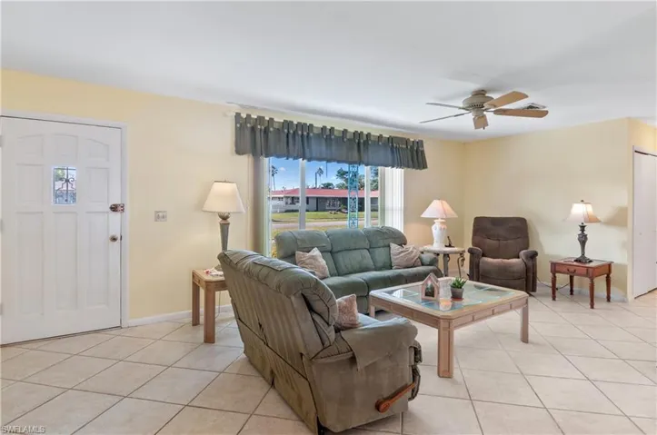 1625  Oakley  AVE, Fort Myers, FL 33901