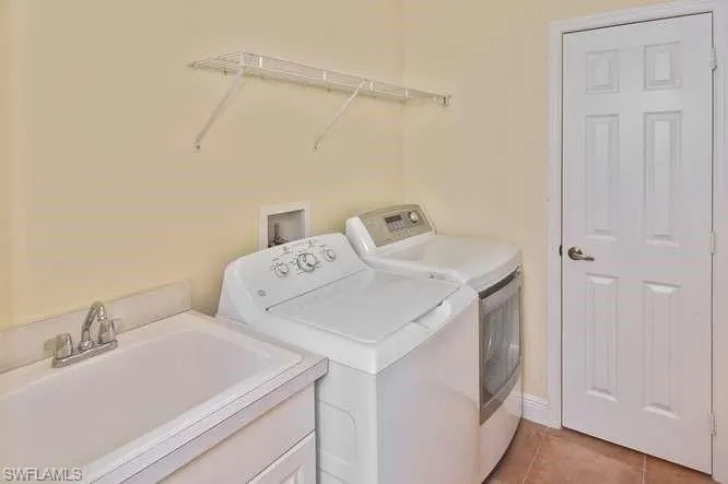 18921 Bay Woods Lake Dr 201, Fort Myers, Florida 33908