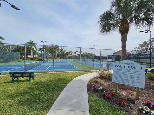 7766 Emerald CIR # 201, NAPLES FL 34109