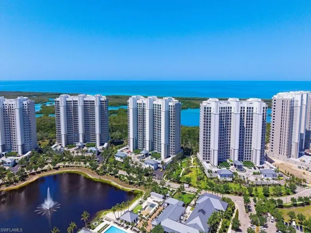 Kalea Bay
