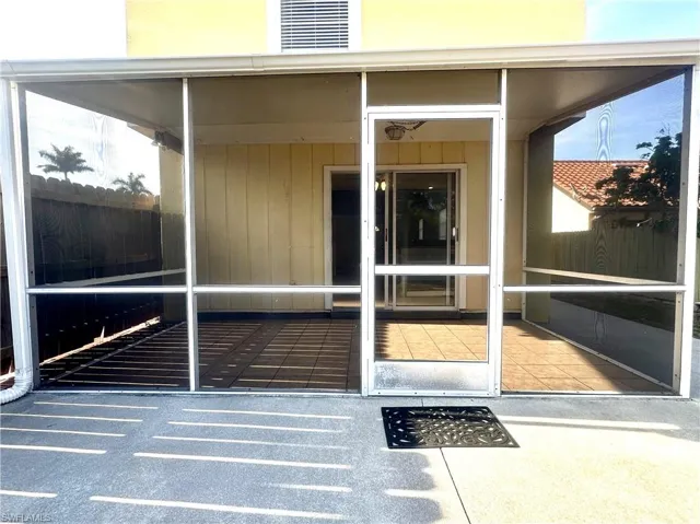530  100th N AVE, Naples, FL 34108