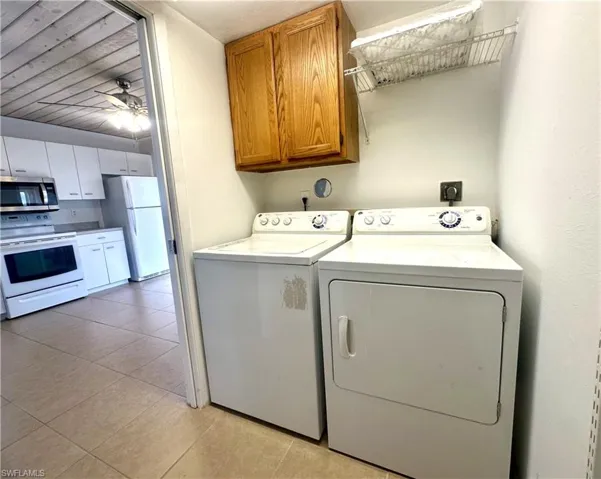 530  100th N AVE, Naples, FL 34108