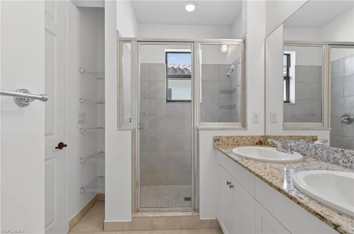 8951 Madrid Cir, Naples, Florida 34104