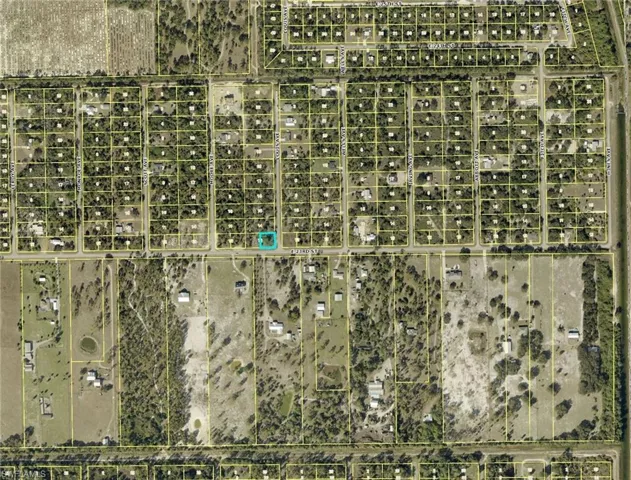 4007 E 23rd St, Alva, Florida 33920