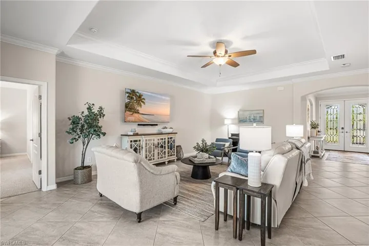 17620 Kinzie Ln, Estero, Florida 33928