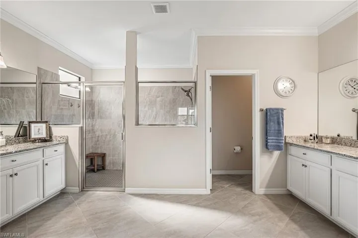17620 Kinzie Ln, Estero, Florida 33928